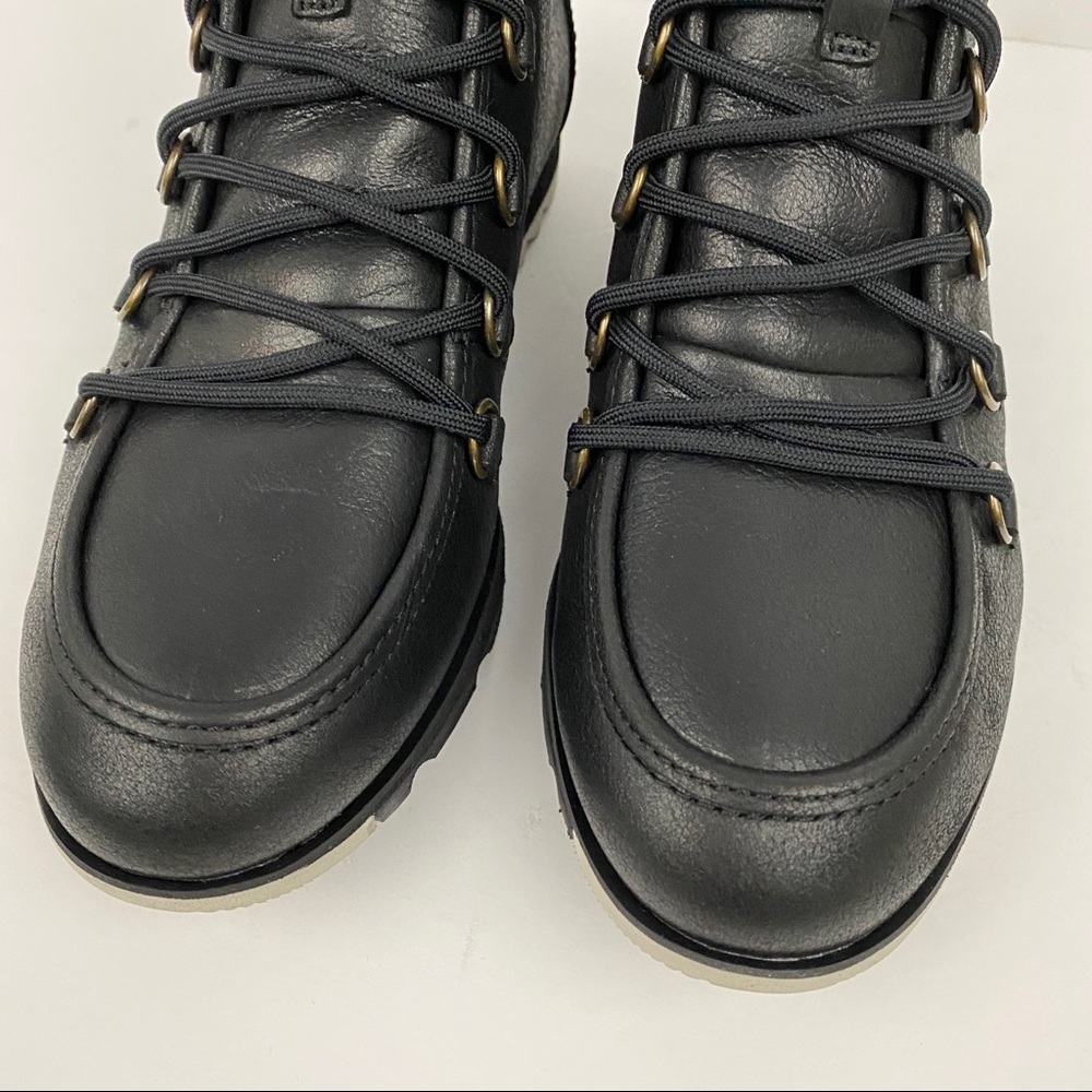 Sorel • New Harlow Lace Boots - Picture 4 of 7